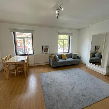Amazing 3 Bedroom Flat Minutes From Tower Bridge London Bagian luar foto