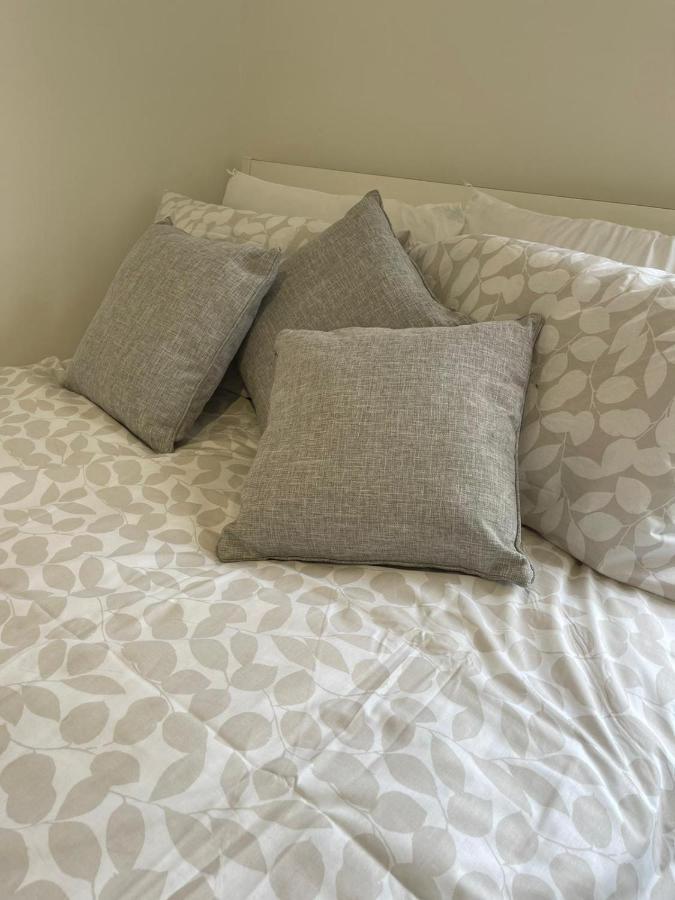 Amazing 3 Bedroom Flat Minutes From Tower Bridge London Bagian luar foto